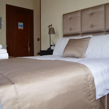 Hotel Knysna House Lerwick Esterno foto