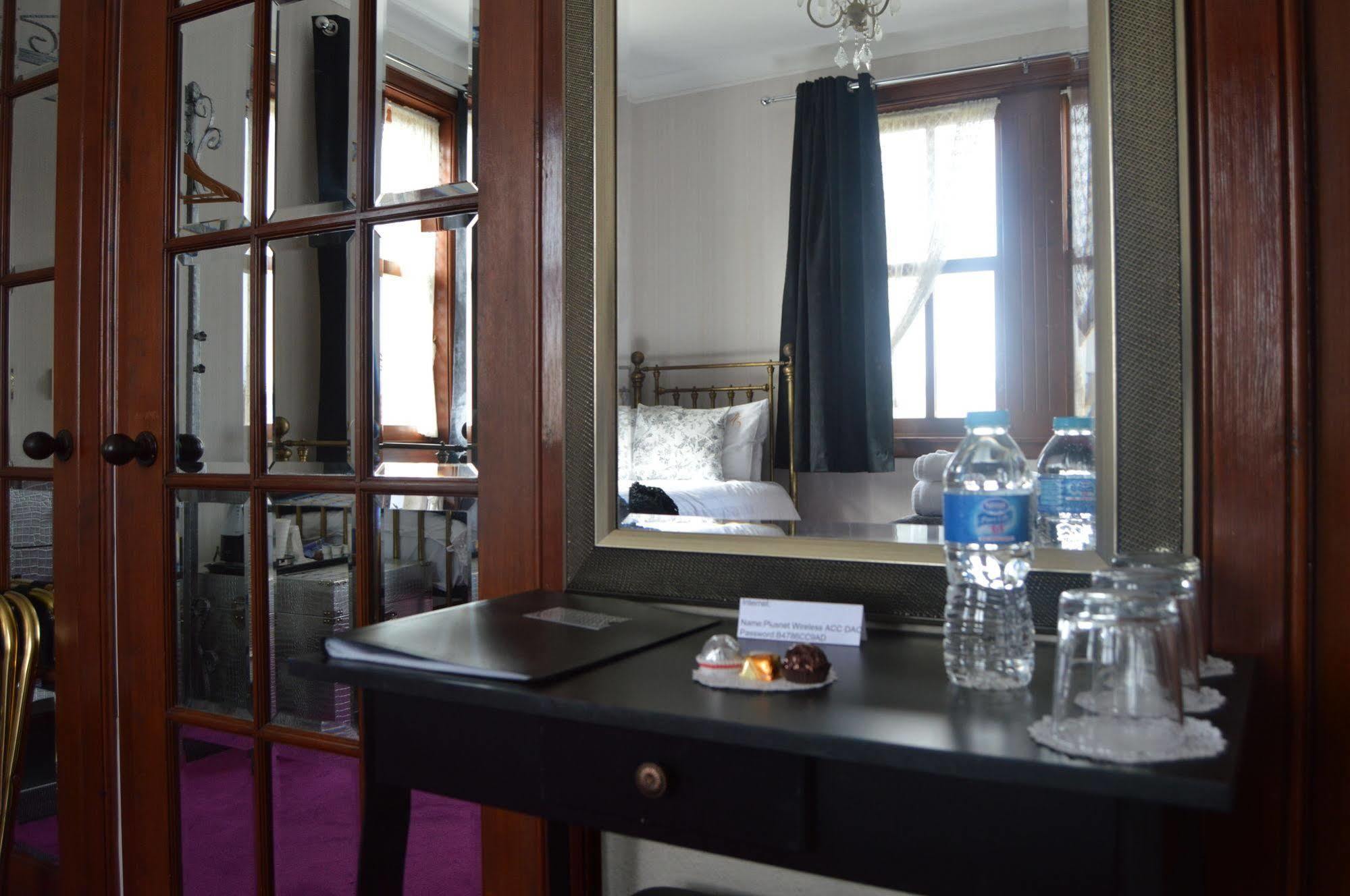 Hotel Knysna House Lerwick Esterno foto